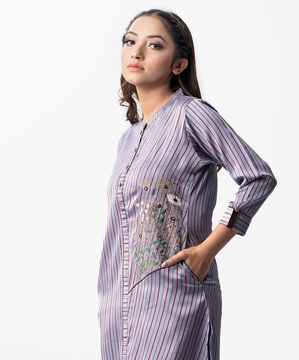 Women's Shirt Style Tunic image 2
